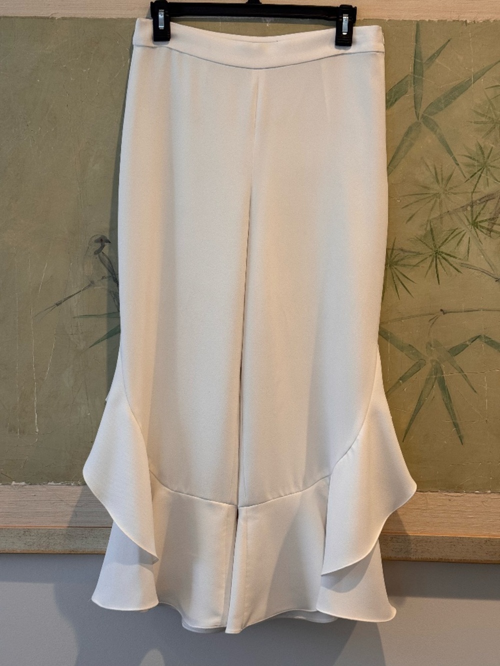 Zara White Crepe Ruffle Bottom Cocktail Pants